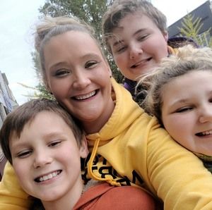 Meet your Posher, Amanda